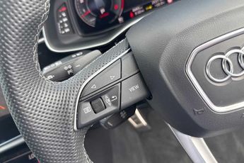 Audi Q7 S Line