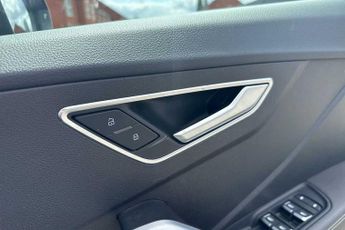 Audi Q2 SQ2