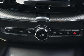 Volvo XC60 R DESIGN