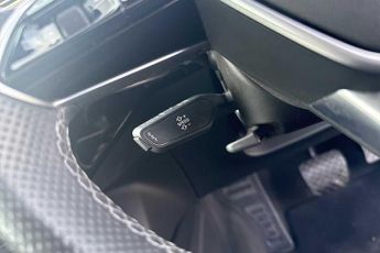 Audi E-Tron Black Edition