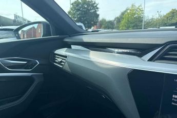 Audi E-Tron Black Edition