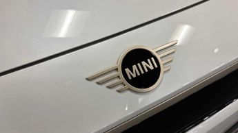 MINI Cooper SE Classic