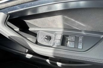 Audi E-Tron S
