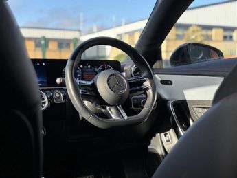 Mercedes-Benz Cla AMG Line