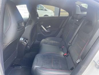 Mercedes-Benz Cla AMG Line