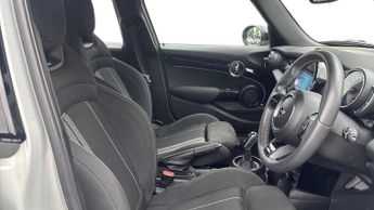 MINI Hatchback Cooper Sport