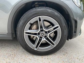 Mercedes-Benz GLC AMG Line