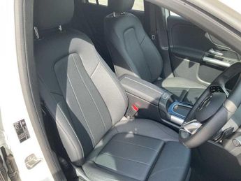 Mercedes-Benz EQA Sport Executive