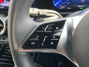 Mercedes-Benz EQA Sport Executive