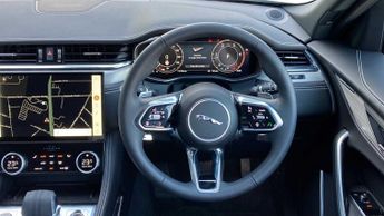 Jaguar F-PACE R-Dynamic S