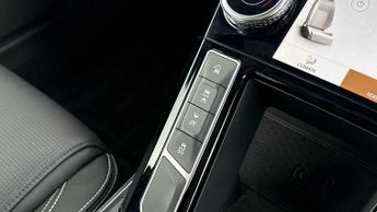 Jaguar I-Pace R-Dynamic SE Black