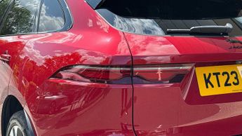Jaguar F-PACE R-Dynamic HSE Black