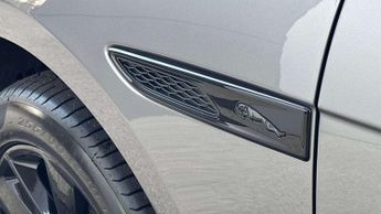 Jaguar F-PACE R-Dynamic Black