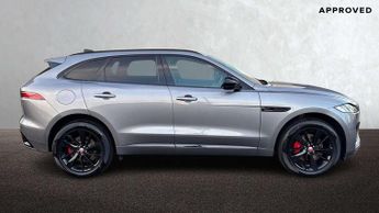 Jaguar F-PACE R-Dynamic Black