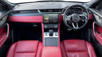 Jaguar F-PACE R-Dynamic Black