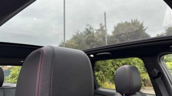Land Rover Discovery Sport R-Dynamic HSE
