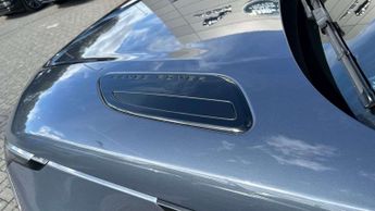 Land Rover Range Rover Velar Dynamic SE