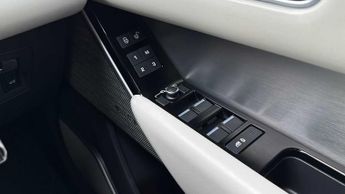 Land Rover Range Rover Velar R-Dynamic HSE