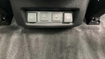 Land Rover Discovery R-Dynamic HSE