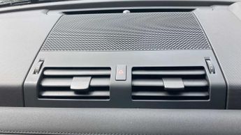 Land Rover Defender X