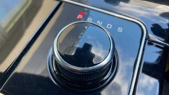 Land Rover Range Rover Velar R-Dynamic HSE