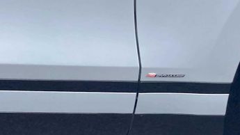 Land Rover Range Rover Velar R-Dynamic HSE
