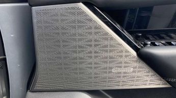 Land Rover Range Rover Velar R-Dynamic HSE