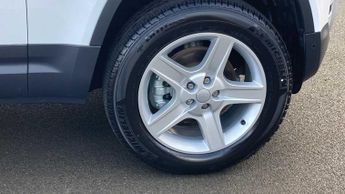 Land Rover Defender SE