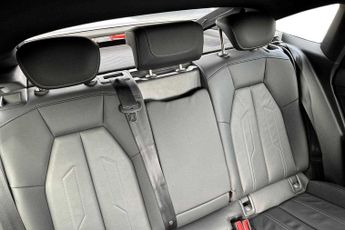 Audi Q4 S Line