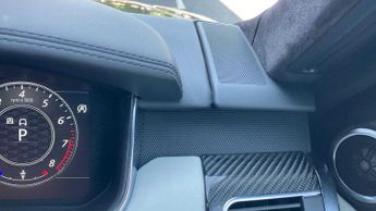 Land Rover Range Rover Sport SVR Carbon Edition