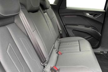 Audi Q4 S Line
