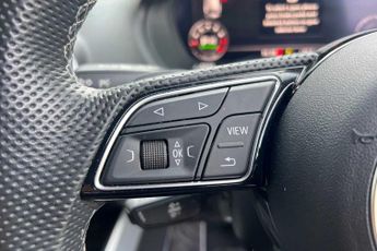 Audi Q2 Black Edition