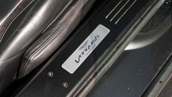 Aston Martin Vanquish 