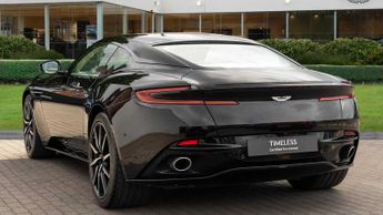 Aston Martin DB11 