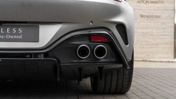 Aston Martin Vantage 