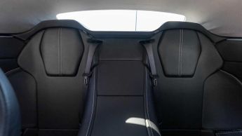Aston Martin DBS Volante