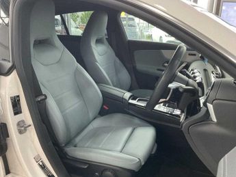 Mercedes-Benz Cla AMG Line