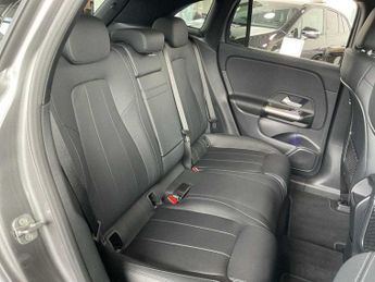 Mercedes-Benz EQA Sport Executive