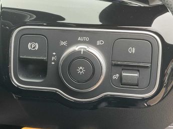 Mercedes-Benz Cla AMG Line