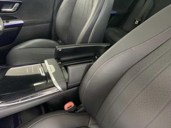Mercedes-Benz EQE AMG Line