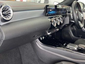 Mercedes-Benz Cla AMG Line