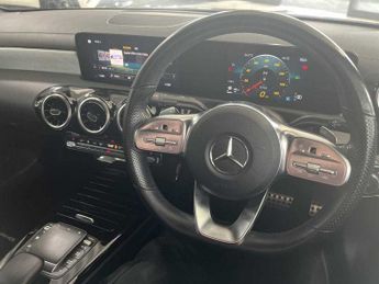 Mercedes-Benz Cla AMG Line
