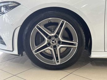 Mercedes-Benz Cla AMG Line