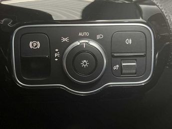 Mercedes-Benz Cla AMG Line