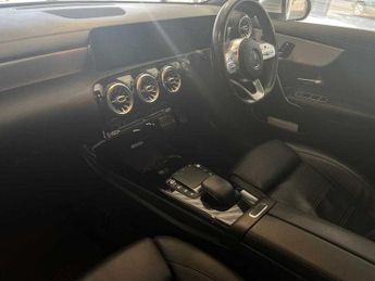 Mercedes-Benz Cla AMG Line