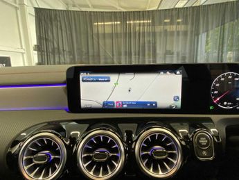 Mercedes-Benz Cla AMG Line