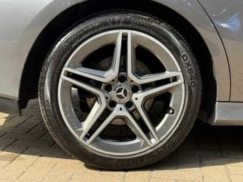 Mercedes-Benz Cla AMG Line