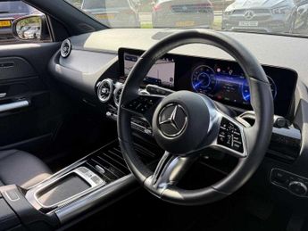 Mercedes-Benz EQA Sport Executive