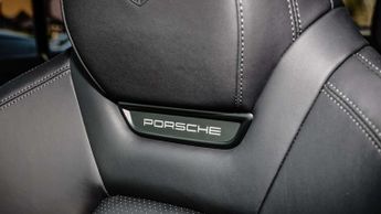 Porsche Macan Electric 