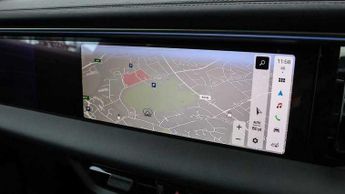 Porsche Macan Electric 